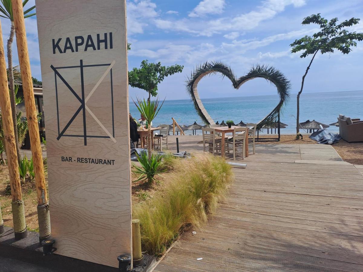 Beach Hotel Kapahi Pefkari Exterior photo